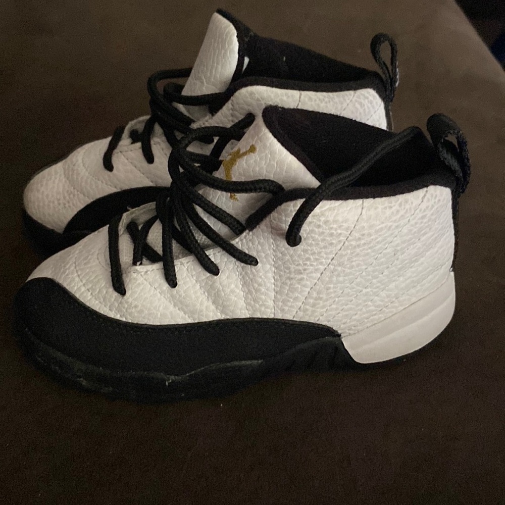 Great condition worn twice